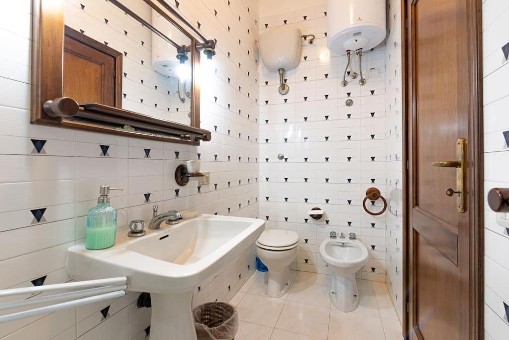 La Lampara - Casa Panoramica 4 Km Dalla Pelosa Стинтино Екстериор снимка